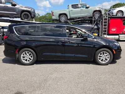 2024 Chrysler Pacifica Touring L FWD