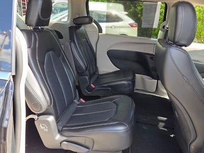 2024 Chrysler Pacifica Touring L FWD