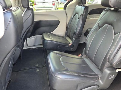 2024 Chrysler Pacifica Touring L FWD