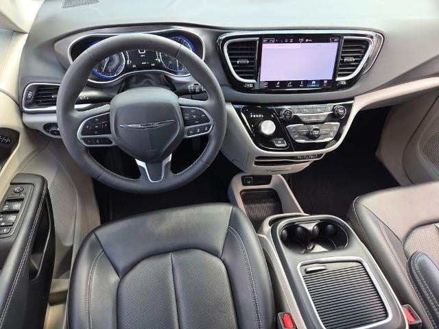 2024 Chrysler Pacifica Touring L FWD