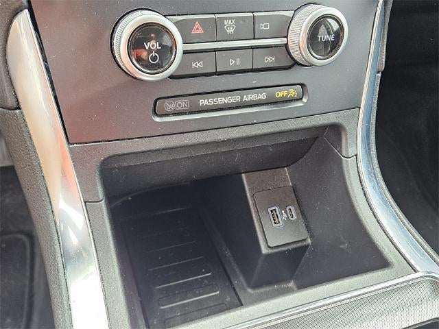 2022 Ford Edge Titanium AWD