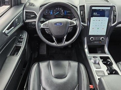 2022 Ford Edge Titanium AWD