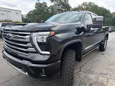 2024 Chevrolet Silverado 2500 HD Crew Cab Standard Box 4-Wheel Drive High Country
