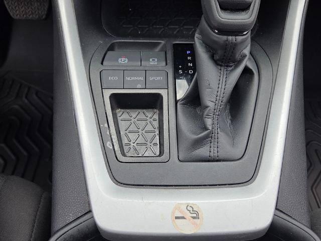 2024 Toyota RAV4 XLE FWD (GS)