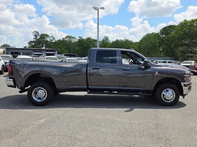 2026 RAM 3500 Tradesman 4x4 Crew Cab 8' Box
