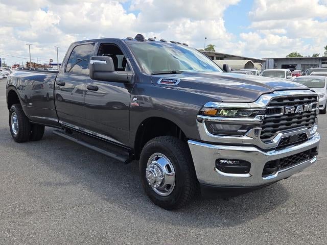 2026 RAM 3500 Tradesman 4x4 Crew Cab 8' Box
