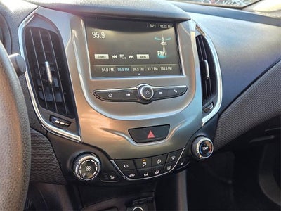 2017 Chevrolet Cruze Hatchback LT (Automatic)