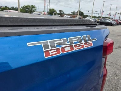 2022 Chevrolet Silverado 1500 Crew Cab Short Box 4-Wheel Drive LT Trail Boss