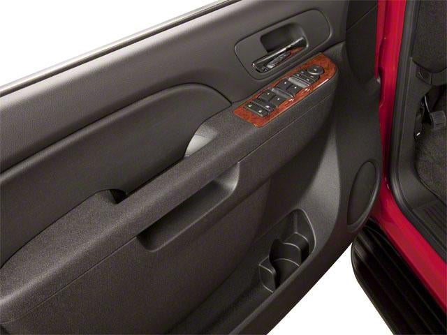 2011 Chevrolet Avalanche 4-Wheel Drive LTZ