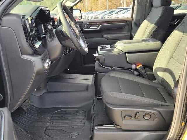 2025 GMC Sierra 1500 Crew Cab Short Box 4-Wheel Drive Elevation 3SB