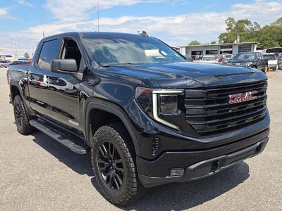 2022 GMC Sierra 1500 Crew Cab Short Box 4-Wheel Drive Elevation 3SB