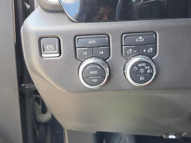 2022 GMC Sierra 1500 Crew Cab Short Box 4-Wheel Drive Elevation 3SB
