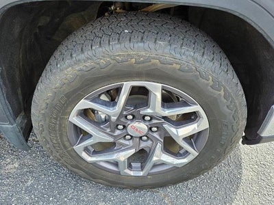 2024 GMC Sierra 1500 Crew Cab Short Box 4-Wheel Drive SLT