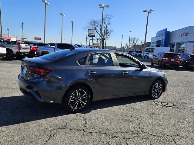 2024 Kia Forte LXS IVT