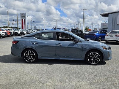 2025 Nissan Sentra SR