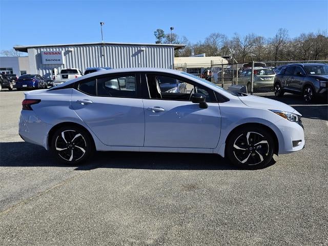 2025 Nissan Versa SR