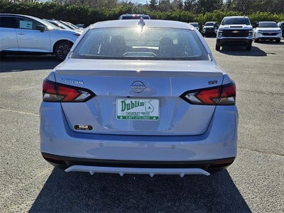 2025 Nissan Versa SR
