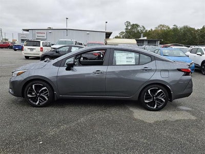 2025 Nissan Versa SR