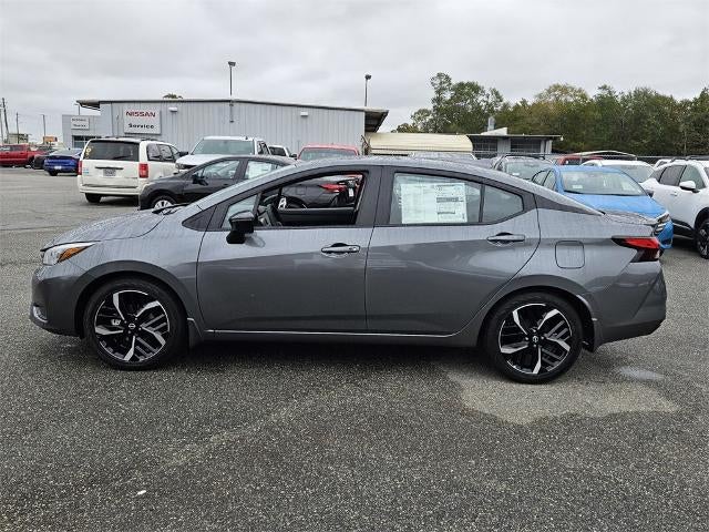 2025 Nissan Versa SR