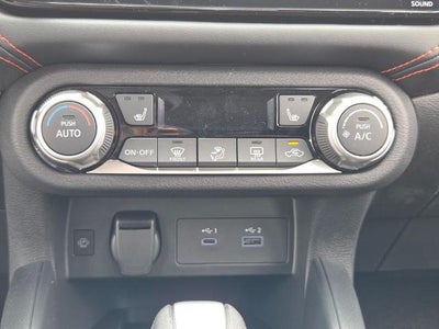 2025 Nissan Versa SR