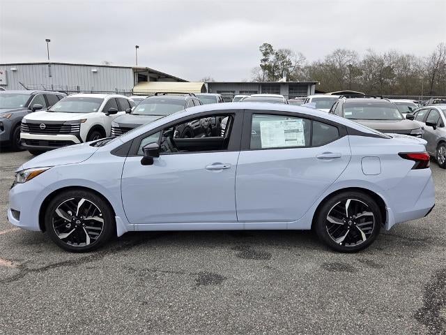 2025 Nissan Versa SR