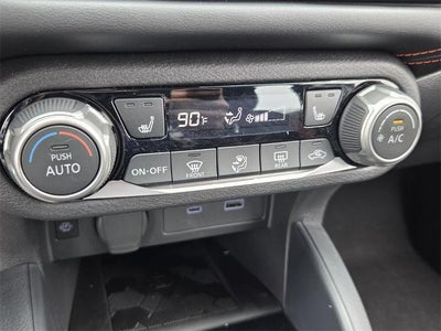 2025 Nissan Versa SR