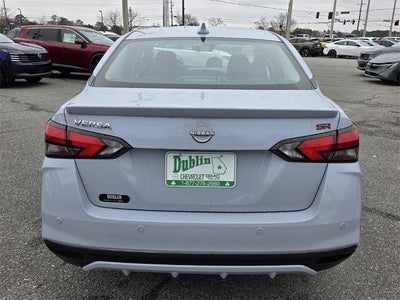 2025 Nissan Versa SR