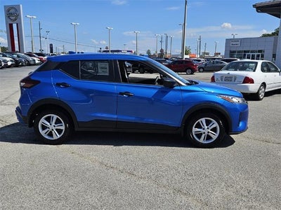 2025 Nissan Kicks Play S