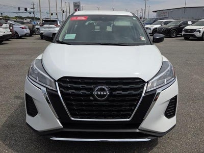 2025 Nissan Kicks Play S FWD