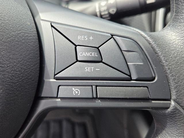 2025 Nissan Kicks Play S FWD