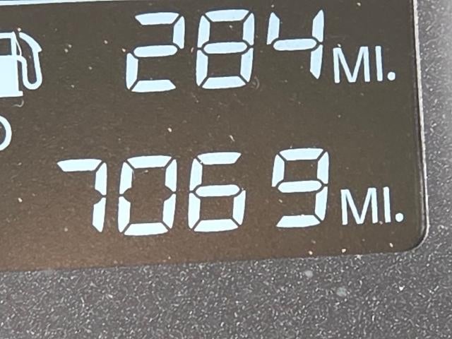 2025 Nissan Kicks Play S FWD