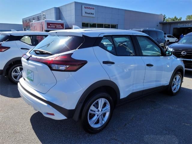 2025 Nissan Kicks Play S