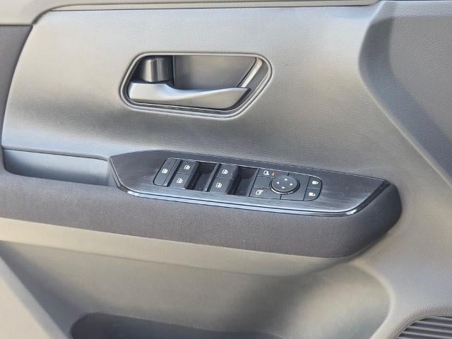 2027 Nissan Kicks S