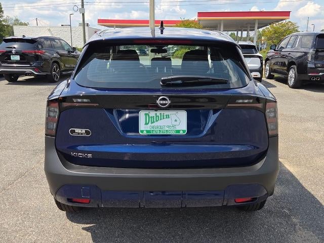 2027 Nissan Kicks S