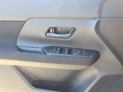 2027 Nissan Kicks S