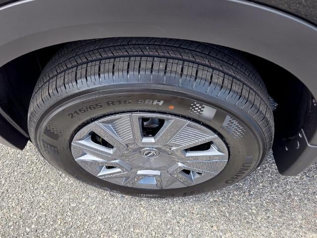 2027 Nissan Kicks S