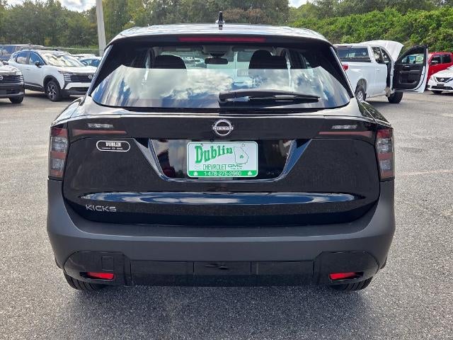 2027 Nissan Kicks S