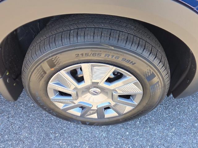 2027 Nissan Kicks S