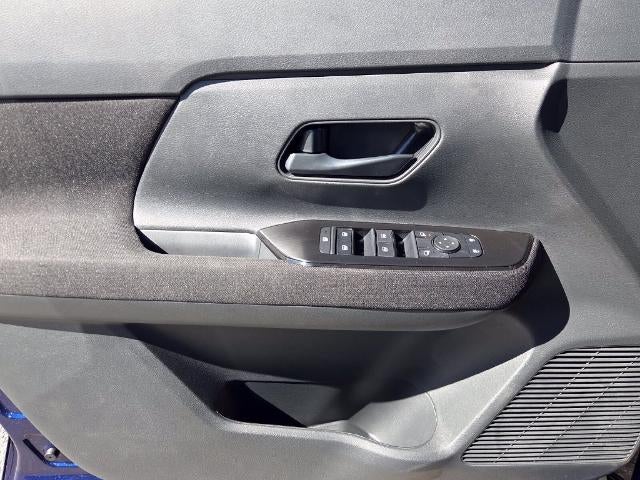 2027 Nissan Kicks S