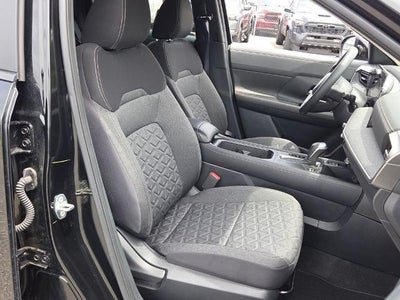 2025 Nissan Kicks SV FWD