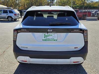 2026 Nissan Kicks SR