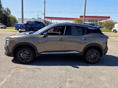 2027 Nissan Kicks SR