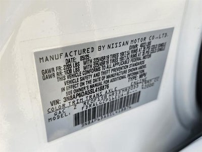 2025 Nissan Kicks SR