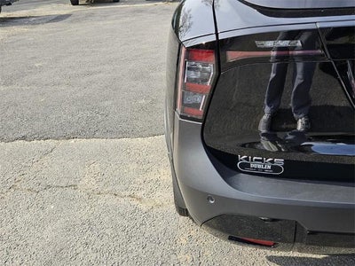 2025 Nissan Kicks SR FWD