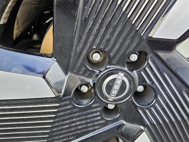 2025 Nissan Kicks SR FWD