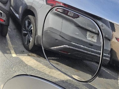 2025 Nissan Kicks SR FWD