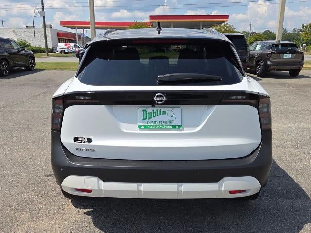 2027 Nissan Kicks SR