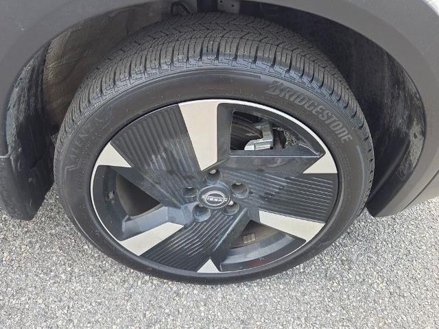 2025 Nissan Kicks SR AWD