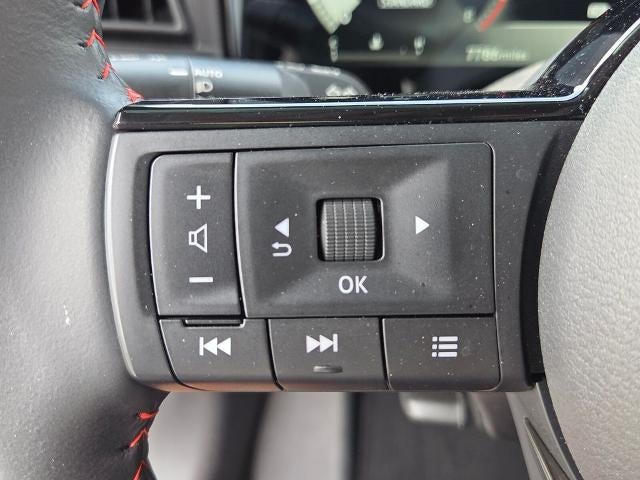 2025 Nissan Kicks SR AWD