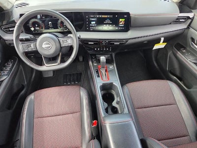 2025 Nissan Kicks SR AWD